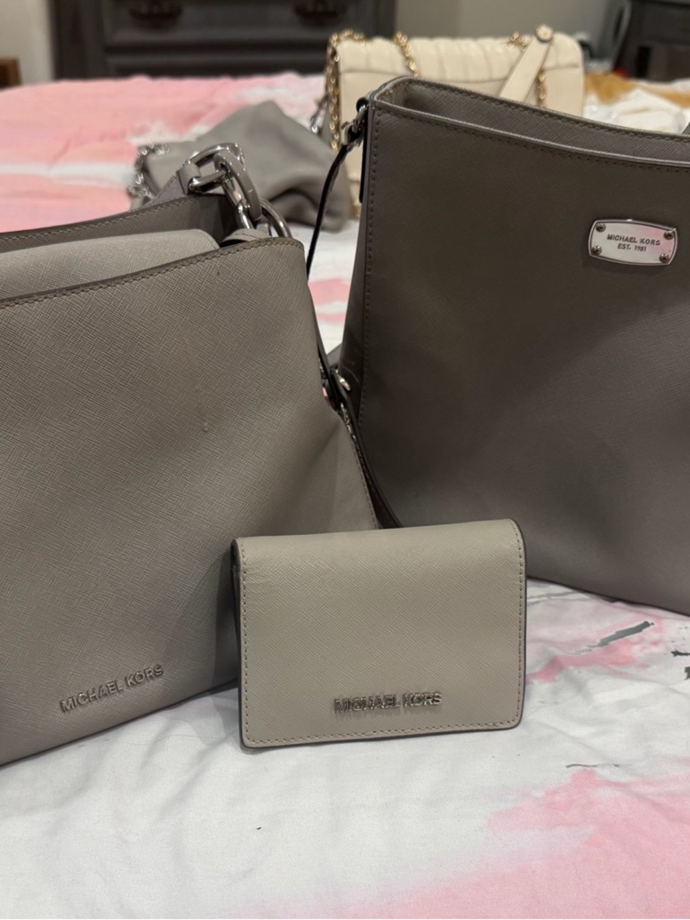 Michael Kors Grey Portia Saffiano bag, matching Leather Wallet & Bonus Bag